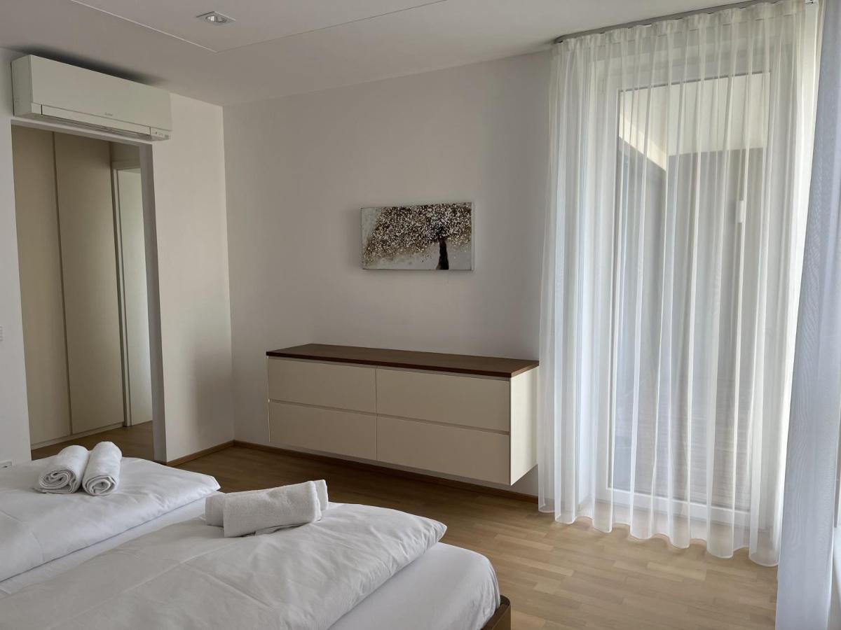 Luxusappartement Mit Garage Im Zentrum Wiener Neustadt Exteriör bild